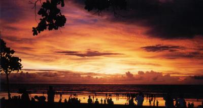 Sunset_in_Kuta.jpg