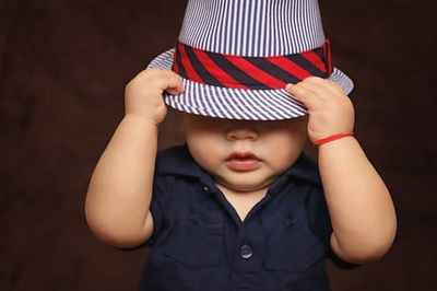 baby-boy-hat-covered-101537.jpg